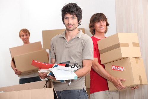 Commercial moving truck service for London offices and shops